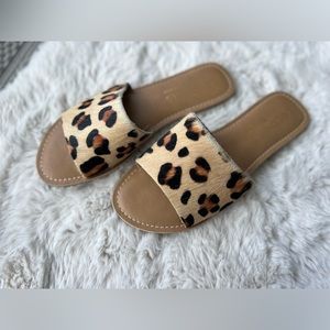 Coconuts by Matisse Cabana Beach Slide Leopard Print Cow Hair Sandal Size 9
